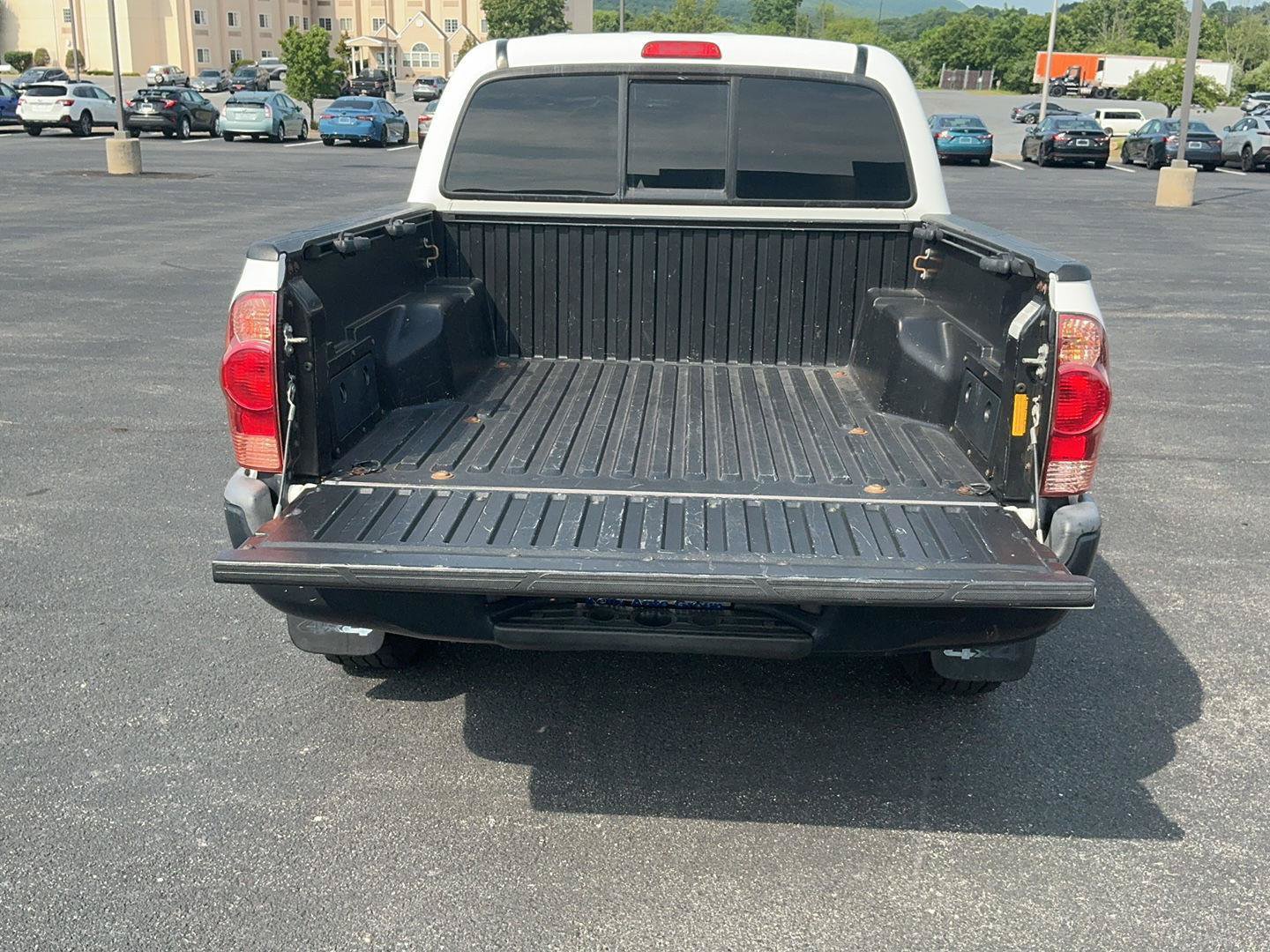 Used 2014 Toyota Tacoma 4x4 Double Cab w/ Convenience Package image 31