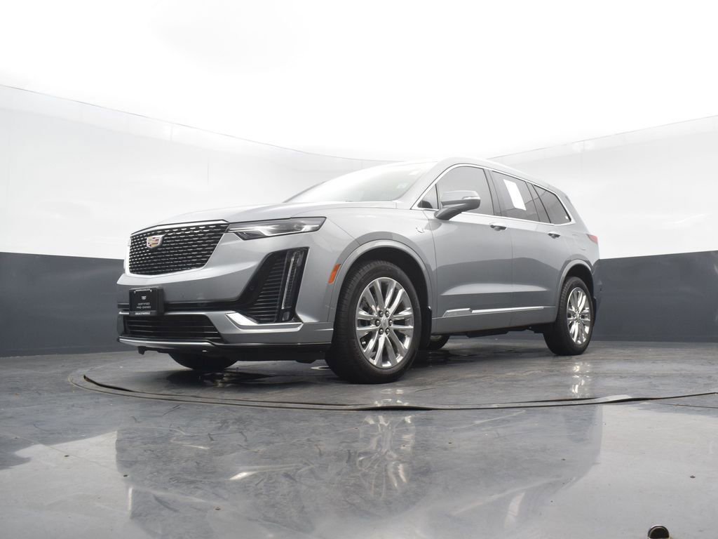 Certified 2024 Cadillac XT6 Premium Luxury w/ LPO, Floor Liner Package AWD/4WD image 42