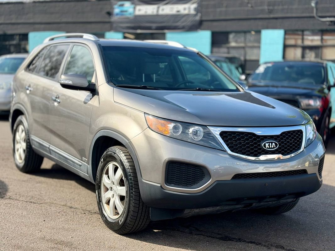 Used 2013 Kia Sorento LX AWD/4WD image 1