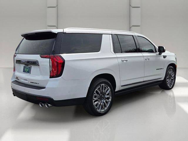 Certified 2024 GMC Yukon XL Denali Ultimate AWD/4WD image 5