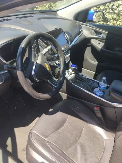 Used 2017 Chevrolet Volt Premier w/ Driver Confidence Package image 4