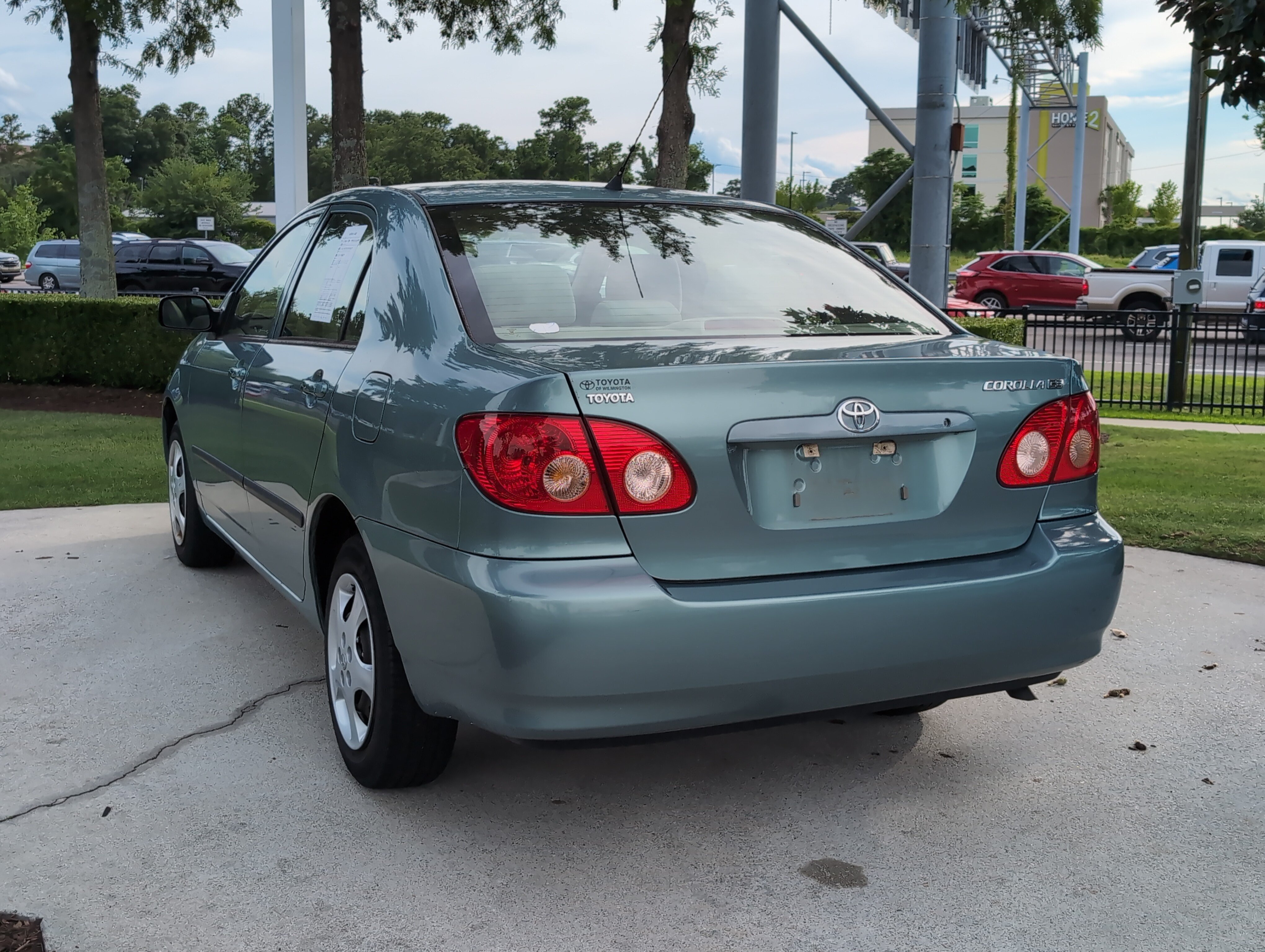 Used 2006 Toyota Corolla CE FWD image 8