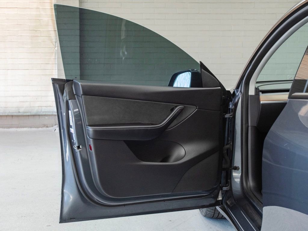 Used 2020 Tesla Model Y Performance image 22