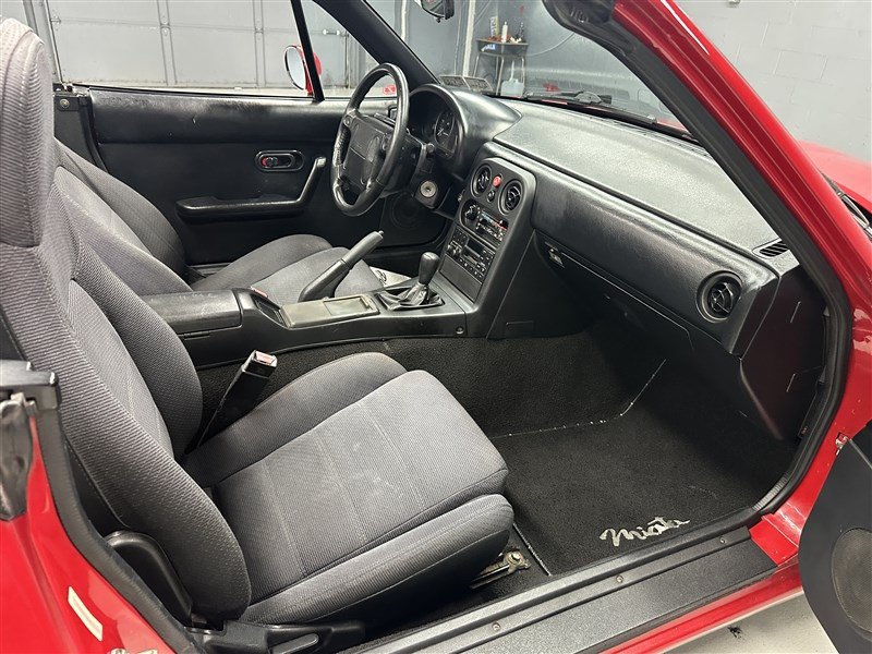 Used 1990 MAZDA MX-5 Miata RWD image 19