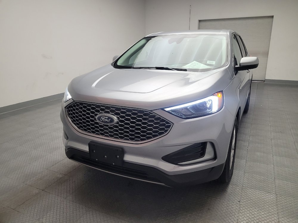 Used 2023 Ford Edge SEL image 15