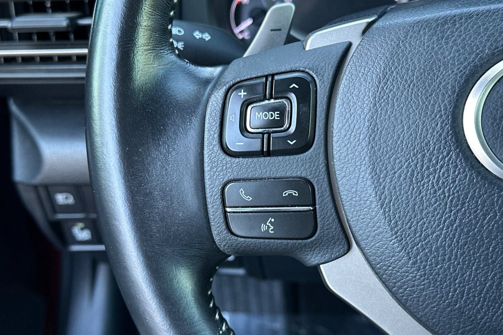 Used 2019 Lexus RC 300 w/ Premium Package image 29