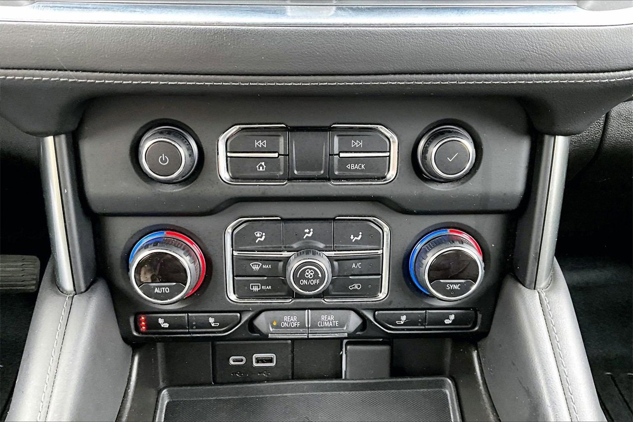 Used 2021 Chevrolet Tahoe Z71 w/ Luxury Package image 18