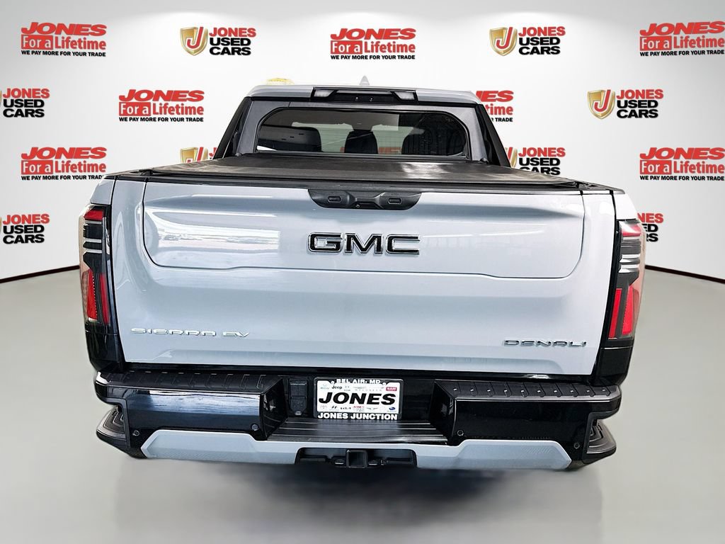 Used 2024 GMC Sierra EV Denali AWD/4WD image 16