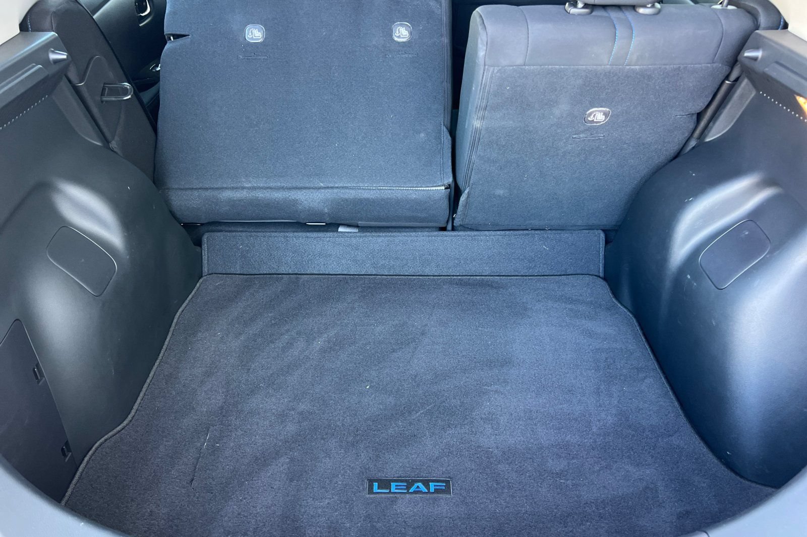 Certified 2024 Nissan Leaf SV Plus FWD image 17