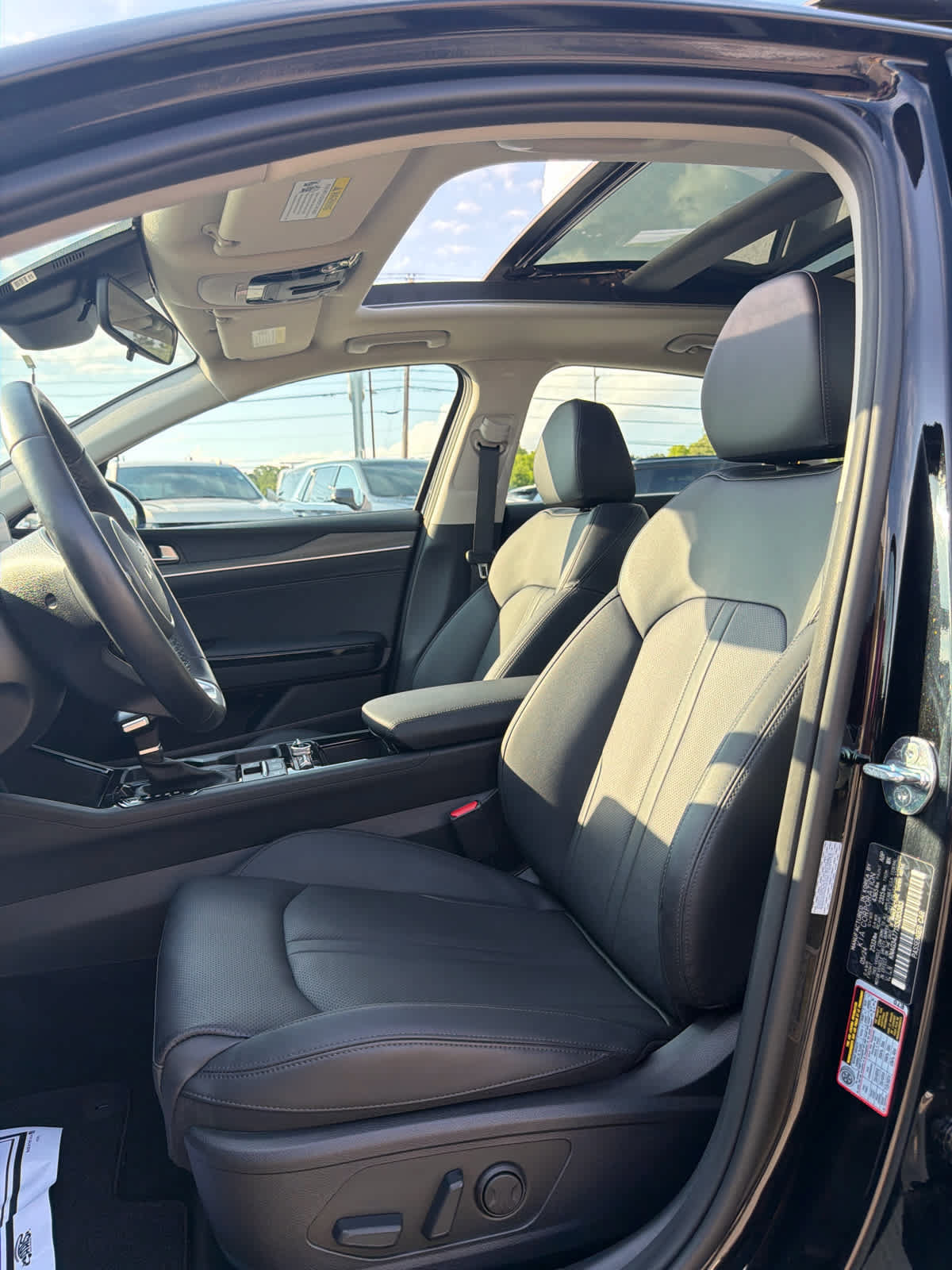 Used 2025 Kia K5 EX FWD image 11