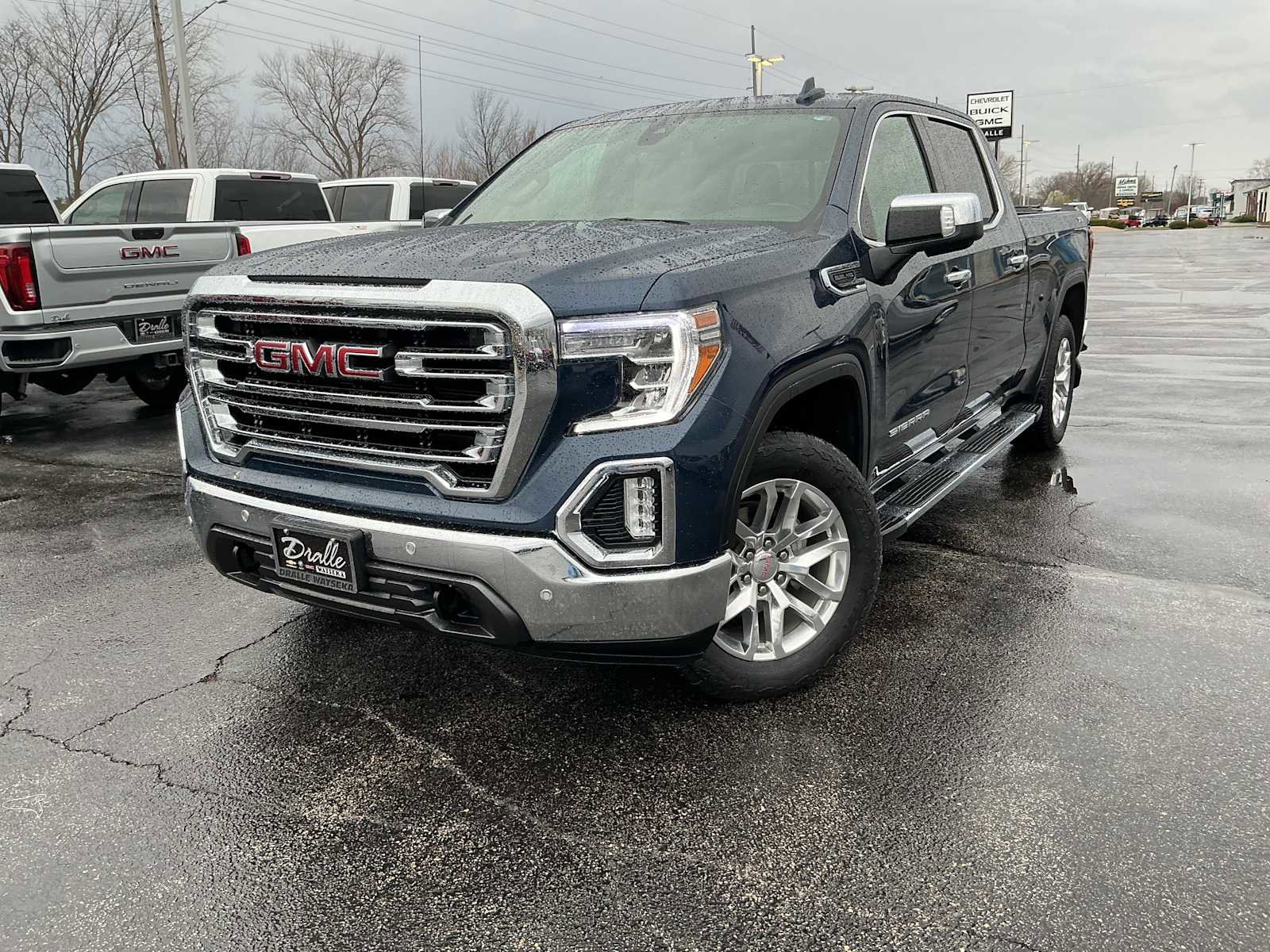 Used 2021 GMC Sierra 1500 SLT w/ SLT Premium Plus Package image 3