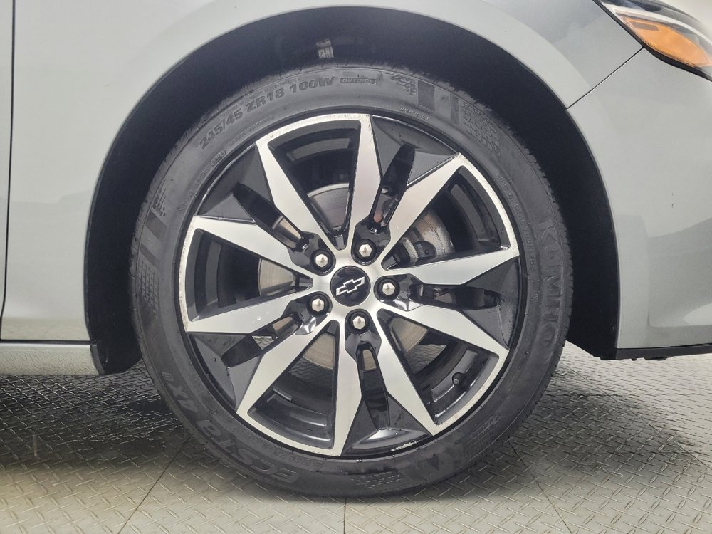 Used 2025 Chevrolet Malibu RS image 31