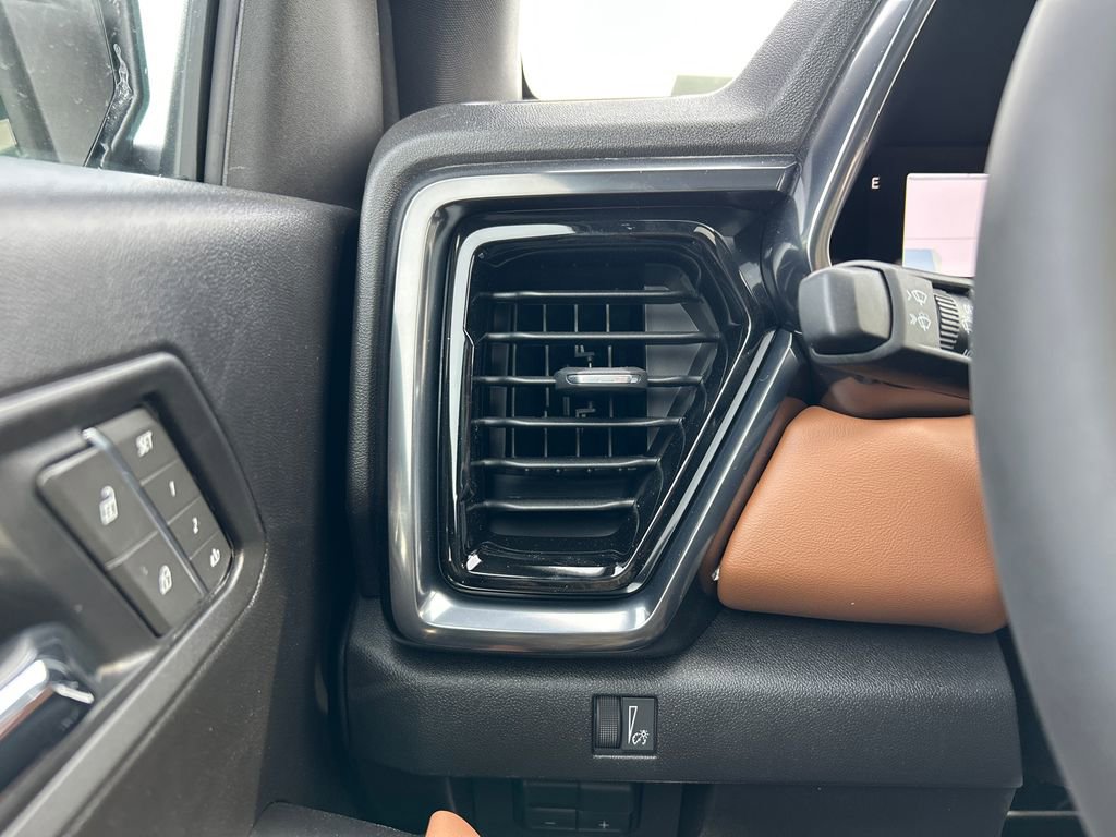 New 2026 GMC Canyon AT4 w/ Technology Plus Package AWD/4WD image 19