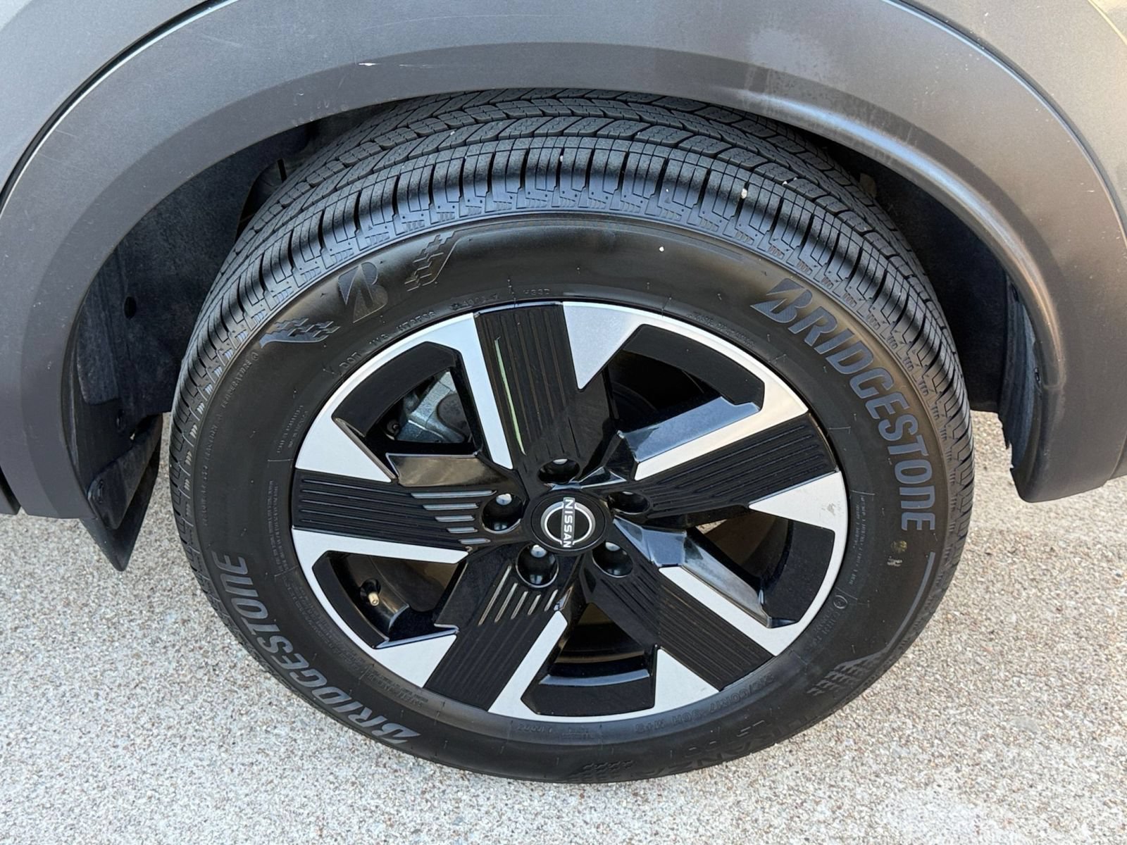 Used 2026 Nissan Kicks SV w/ Cold Weather Package AWD/4WD image 30
