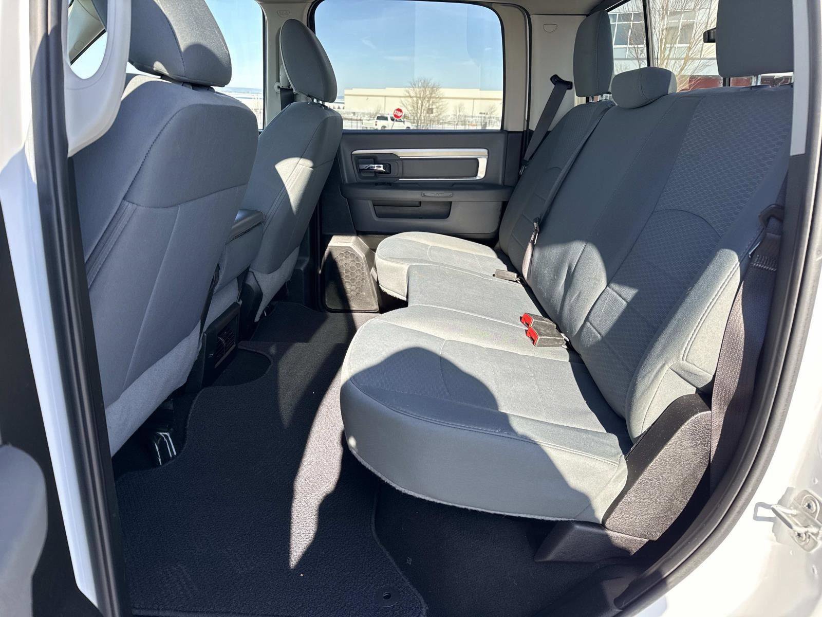 Used 2019 RAM 1500 Classic SLT image 21