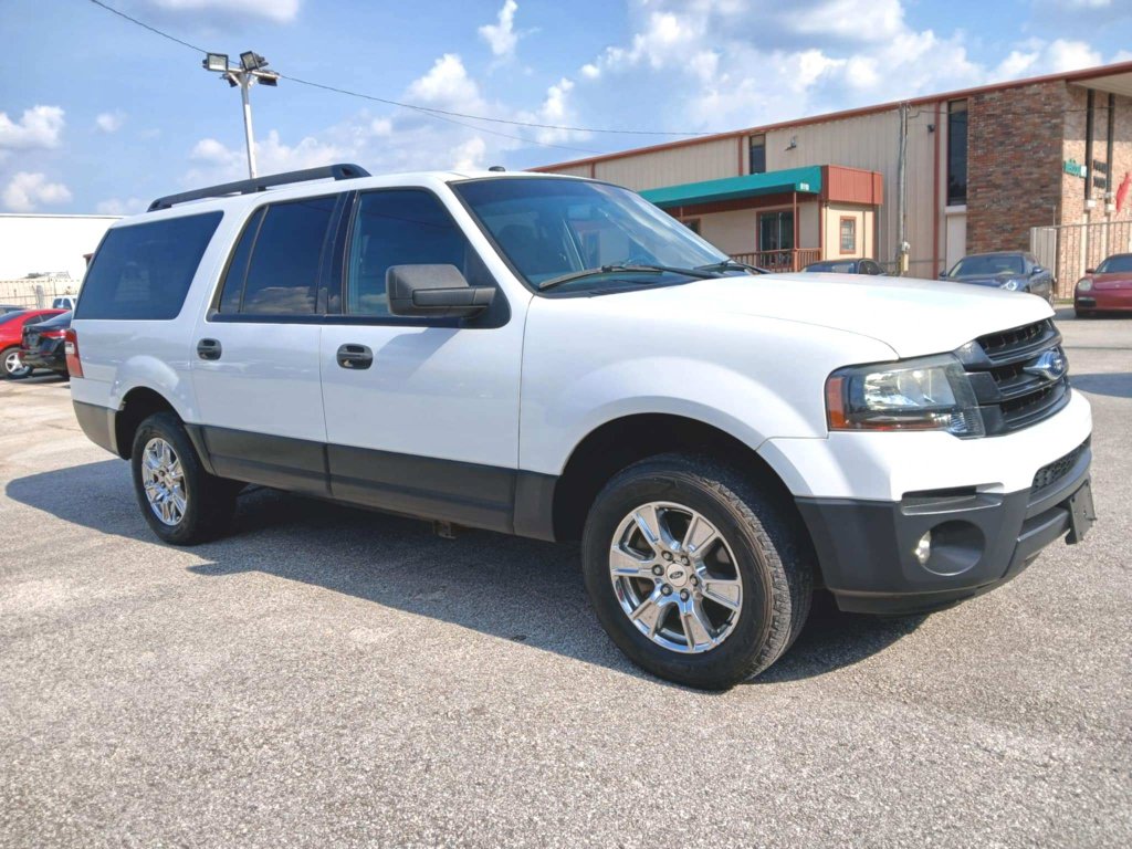 Used 2016 Ford Expedition EL XL image 1