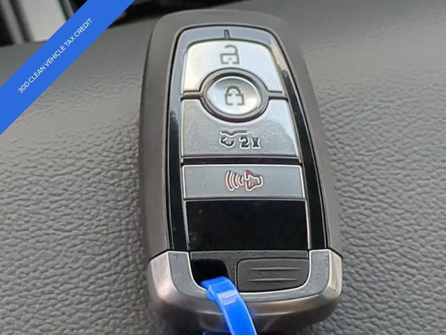 New 2025 Ford F150 Lightning Flash image 33