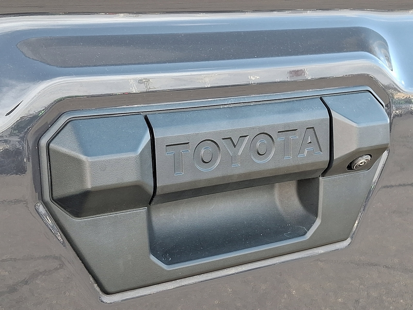 Certified 2024 Toyota Tacoma TRD Off-Road image 30