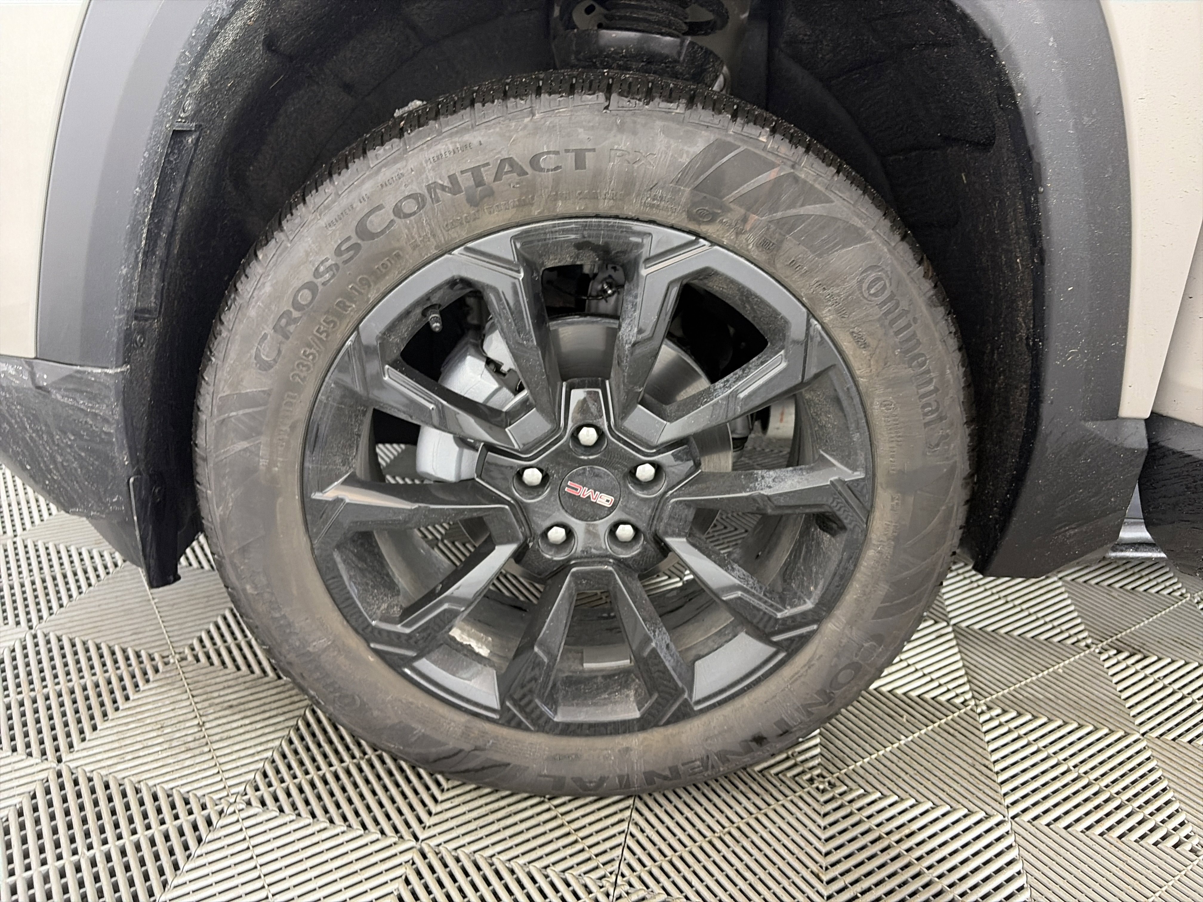 Certified 2026 GMC Terrain Elevation w/ Elevation Premium Package image 13