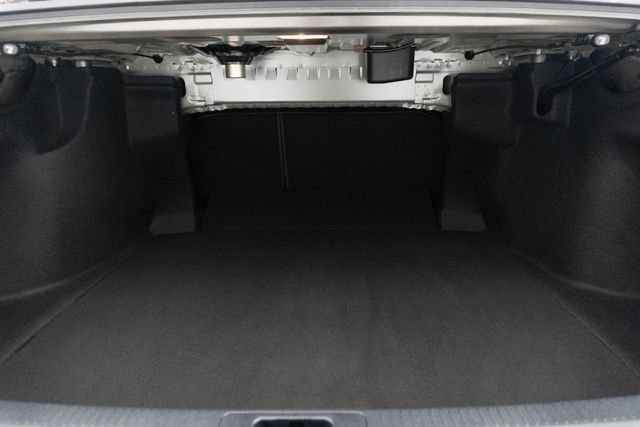 Used 2022 Toyota Camry XSE w/ Navigation Package FWD image 31
