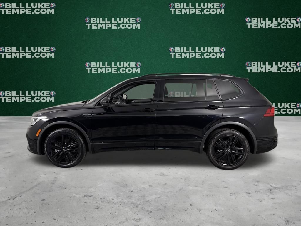 Used 2022 Volkswagen Tiguan SE R-Line image 10