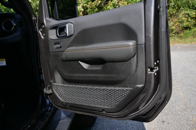 Used 2025 Jeep Gladiator Sport image 52