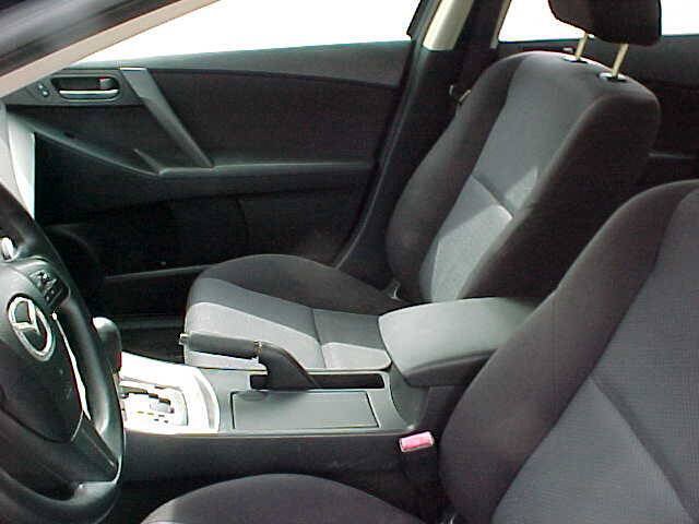 Used 2011 MAZDA MAZDA3 i Touring FWD image 13