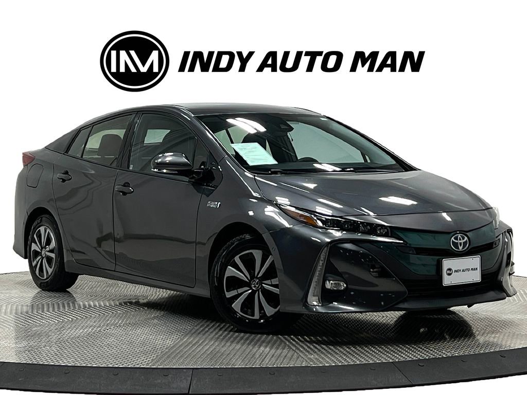 Used 2017 Toyota Prius Prime Advanced FWD image 2