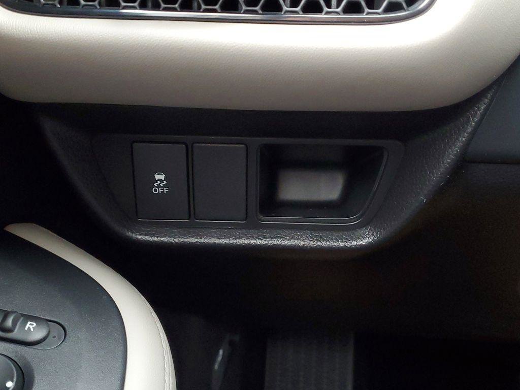 New 2026 Honda HR-V LX image 13