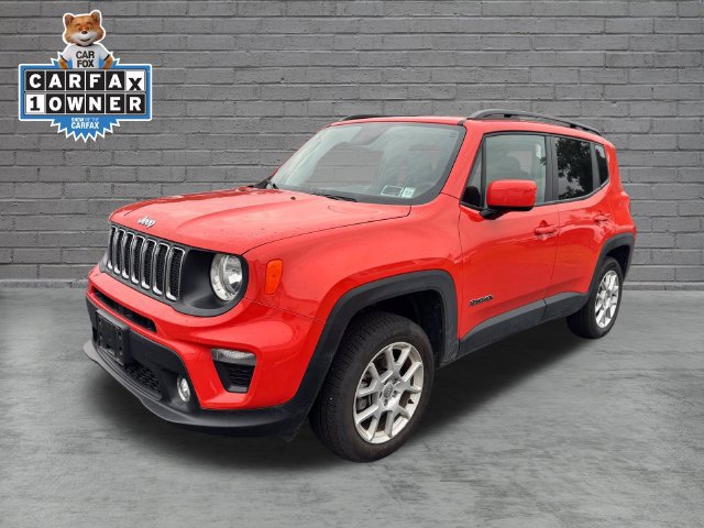 Used 2019 Jeep Renegade Latitude w/ Cold Weather Group AWD/4WD image 3