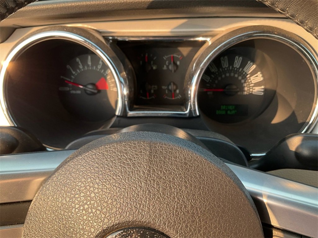 Used 2006 Ford Mustang GT image 25