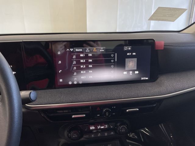 New 2026 Nissan Kicks SV w/ SV Premium Package image 24