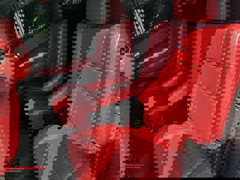 Used 2018 Dodge Durango R/T w/ Technology Group RWD image 27