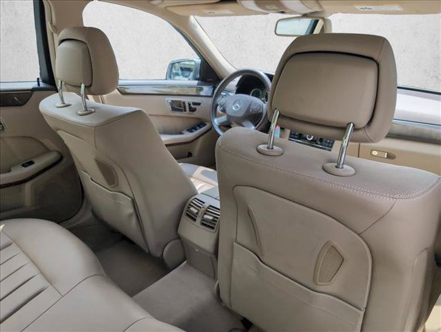 Used 2010 Mercedes-Benz E 550 Sedan image 21