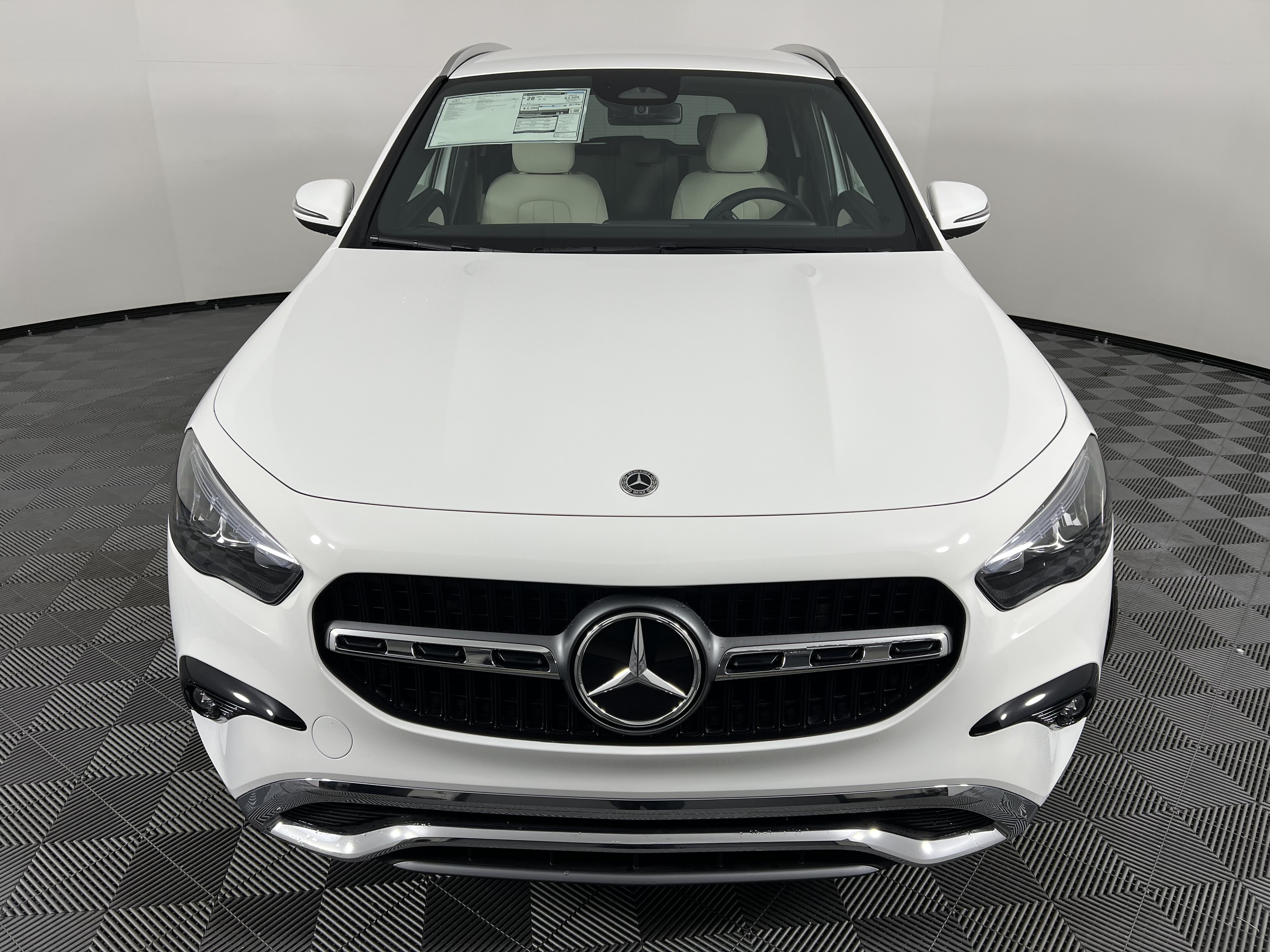 Used 2026 Mercedes-Benz GLA 250 4MATIC image 5