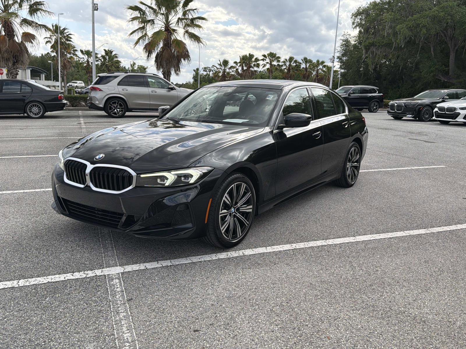 Certified 2025 BMW 330i Sedan RWD image 8