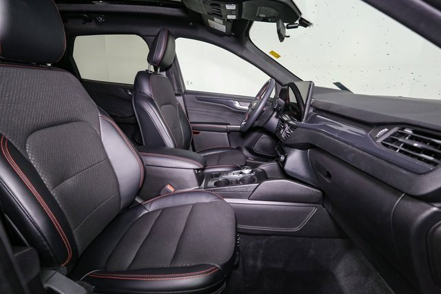 Used 2023 Ford Escape ST-Line w/ Tech Pack #1 image 17
