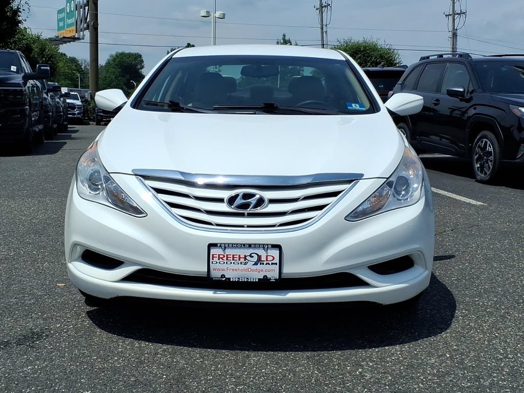 Used 2013 Hyundai Sonata GLS FWD image 2