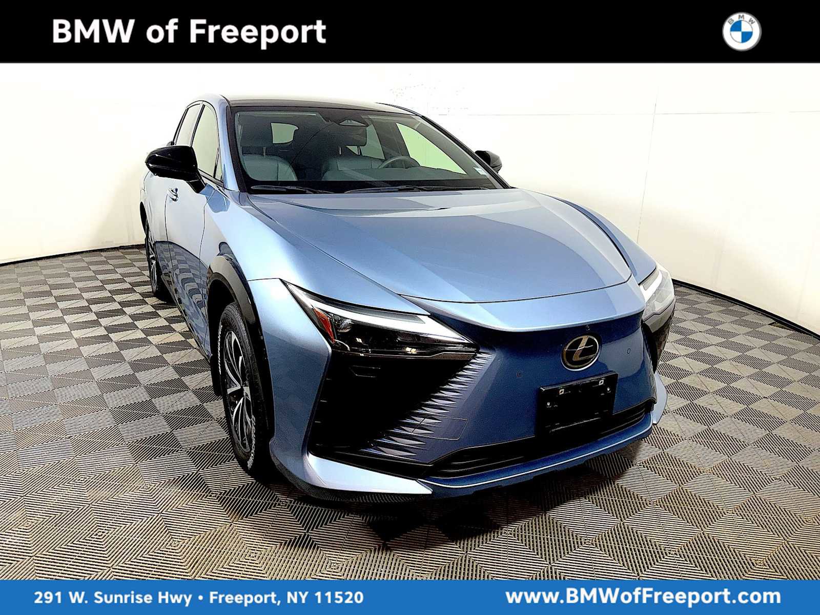 Used 2024 Lexus RZ 300e Premium w/ Accessory Package (Z1) FWD image 1