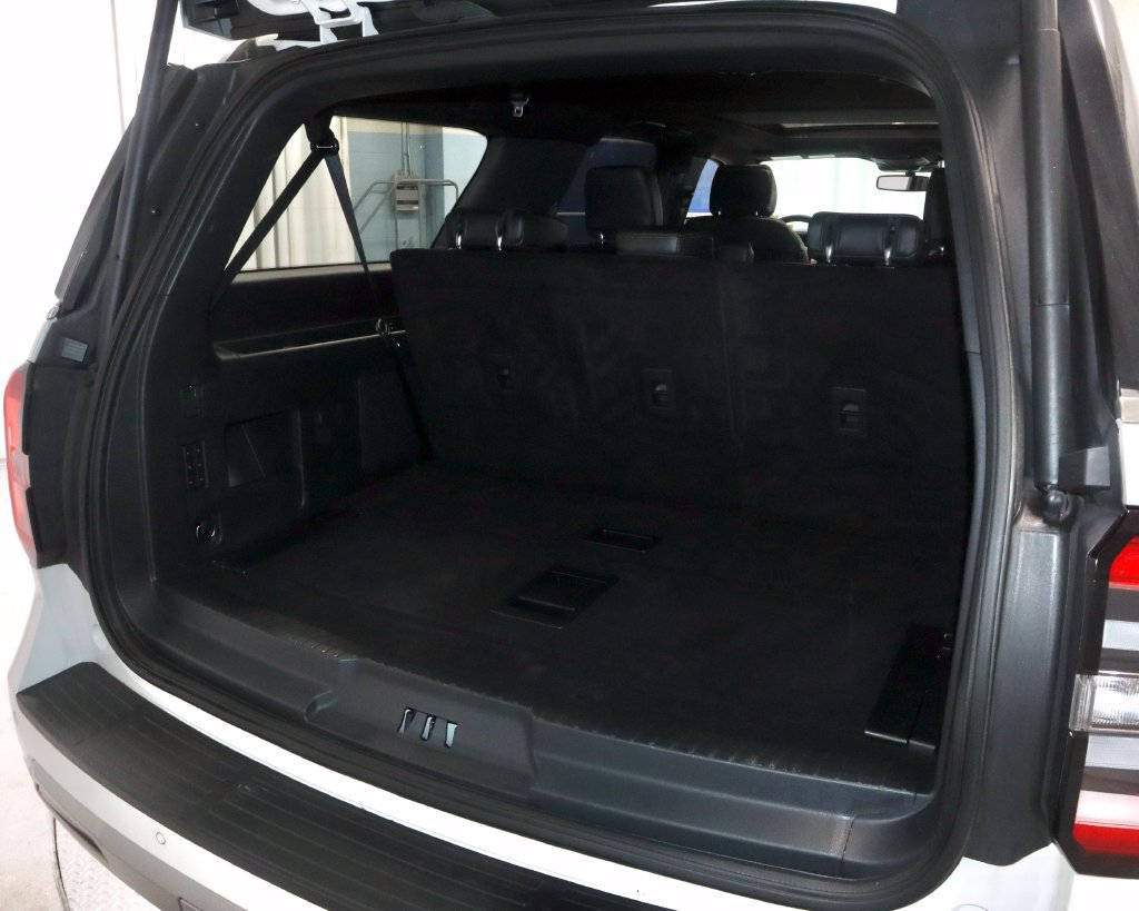 Certified 2024 Ford Expedition Max Platinum AWD/4WD image 17