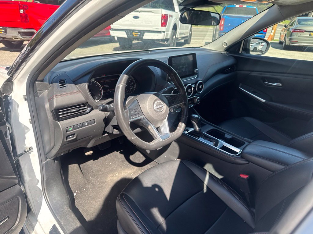 Used 2024 Nissan Sentra SR w/ SR Premium Package FWD image 14
