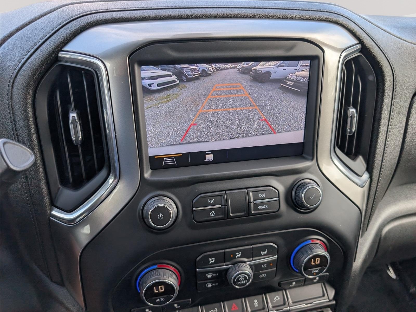 Used 2019 Chevrolet Silverado 1500 LT Trail Boss AWD/4WD image 28