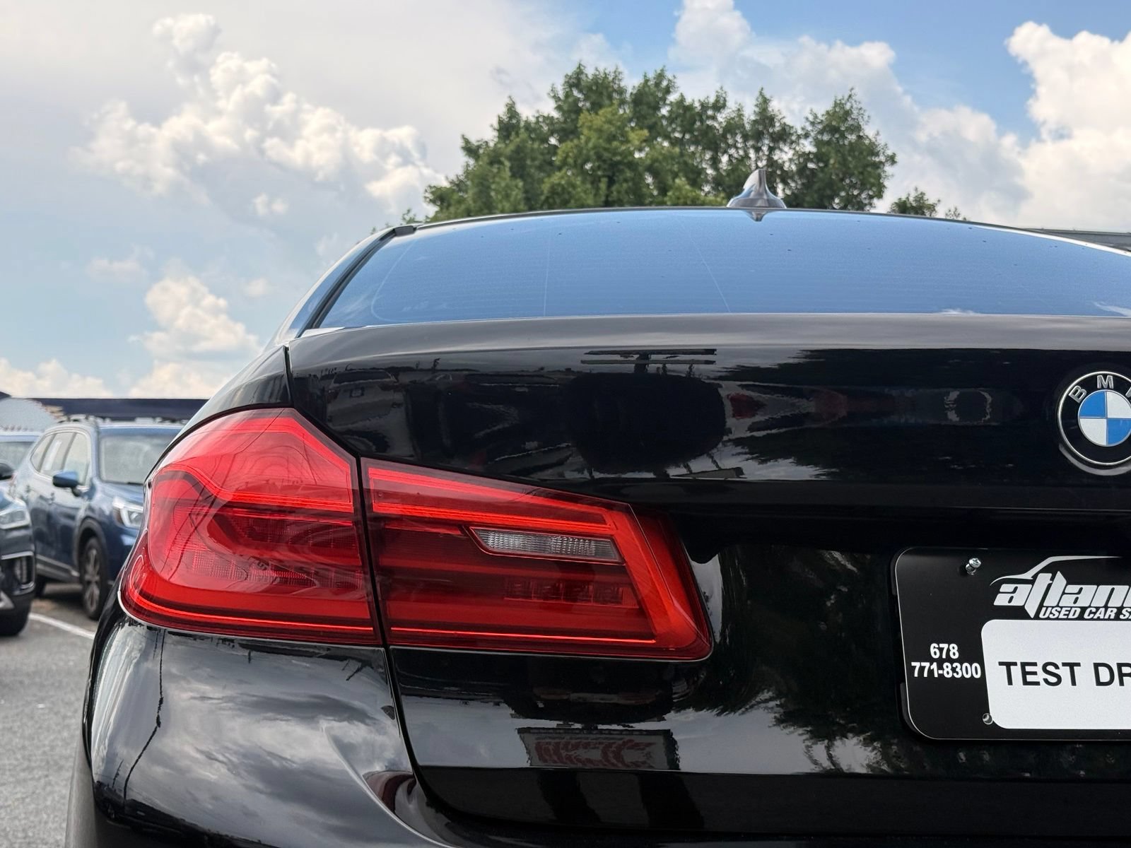 Used 2019 BMW 530i RWD image 9