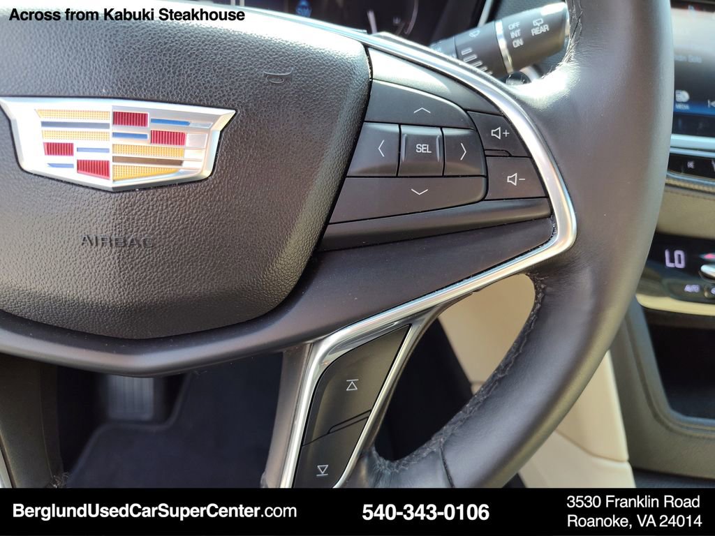 Used 2017 Cadillac XT5 Luxury w/ Driver Awareness Package image 20