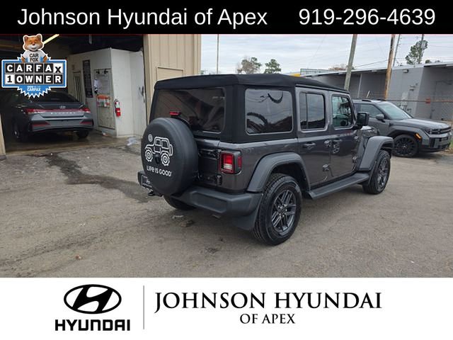Used 2024 Jeep Wrangler Sport S image 17