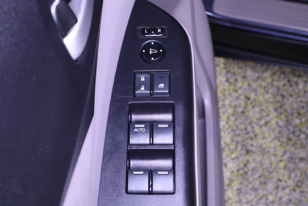 Used 2012 Honda CR-V EX image 34