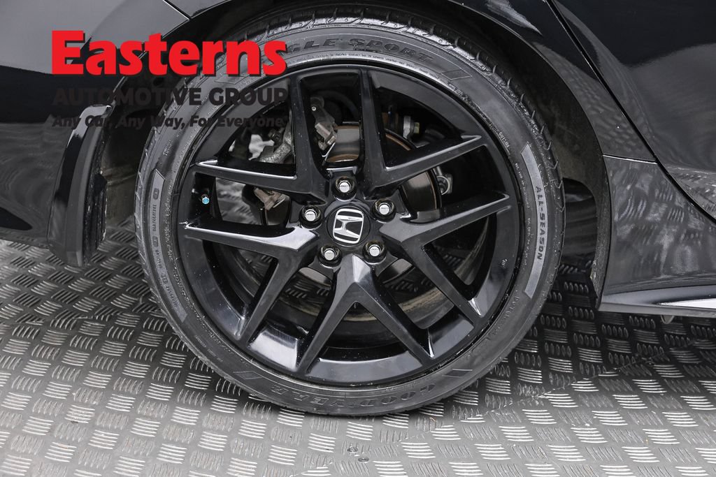 Used 2025 Honda Civic Sport image 30