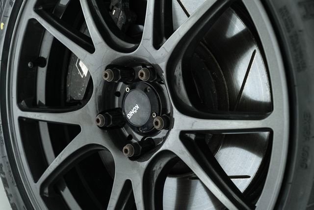 Used 2018 Volkswagen Golf R 4-Door image 22