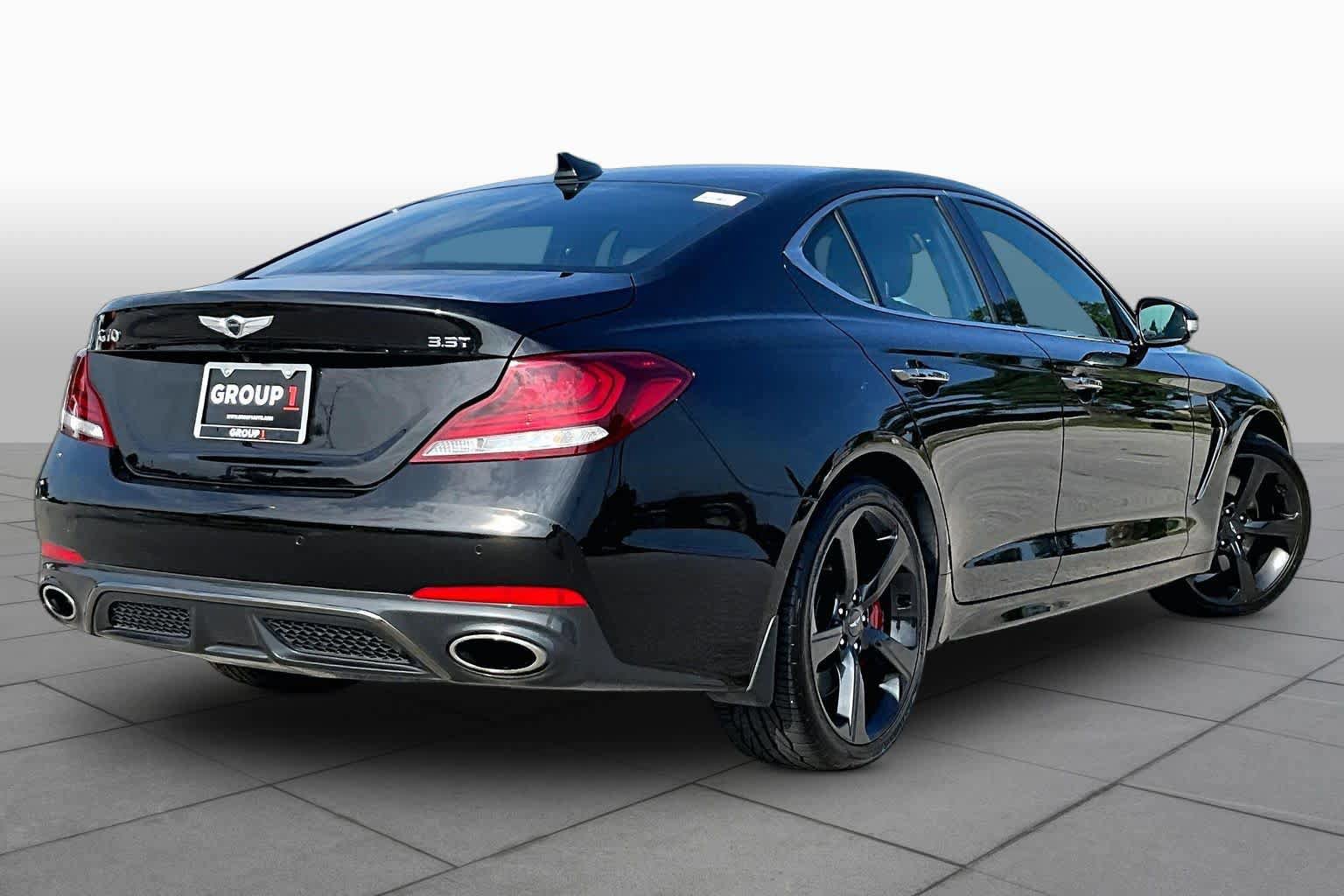 Used 2019 Genesis G70 3.3T Advanced w/ Sport Package RWD image 13
