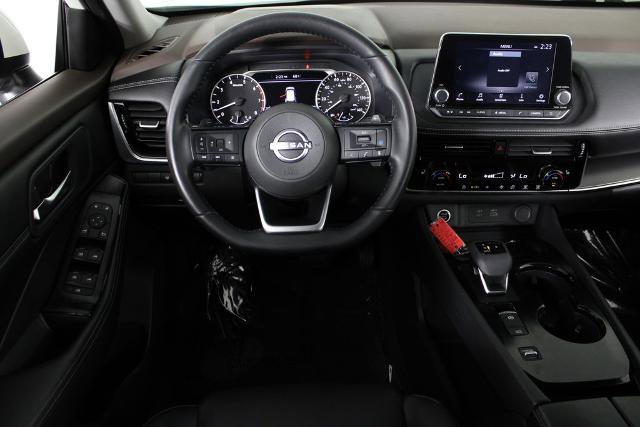 Certified 2022 Nissan Rogue SV w/ SV Premium Package FWD image 7